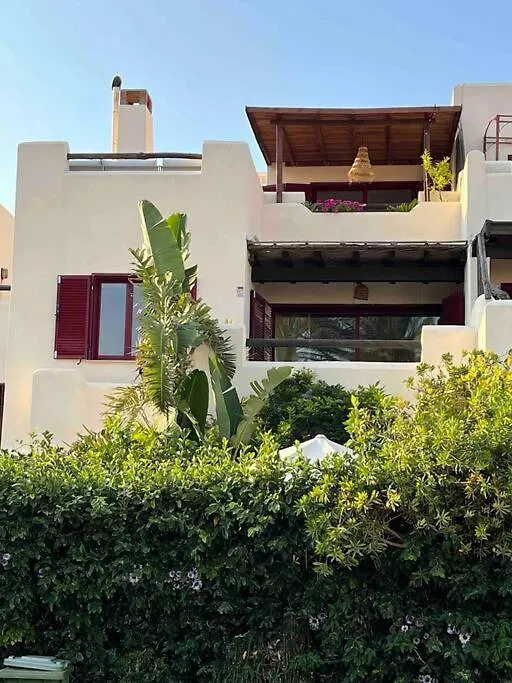 Bahia De Casares Sea View, Pool, 700 M To Beach